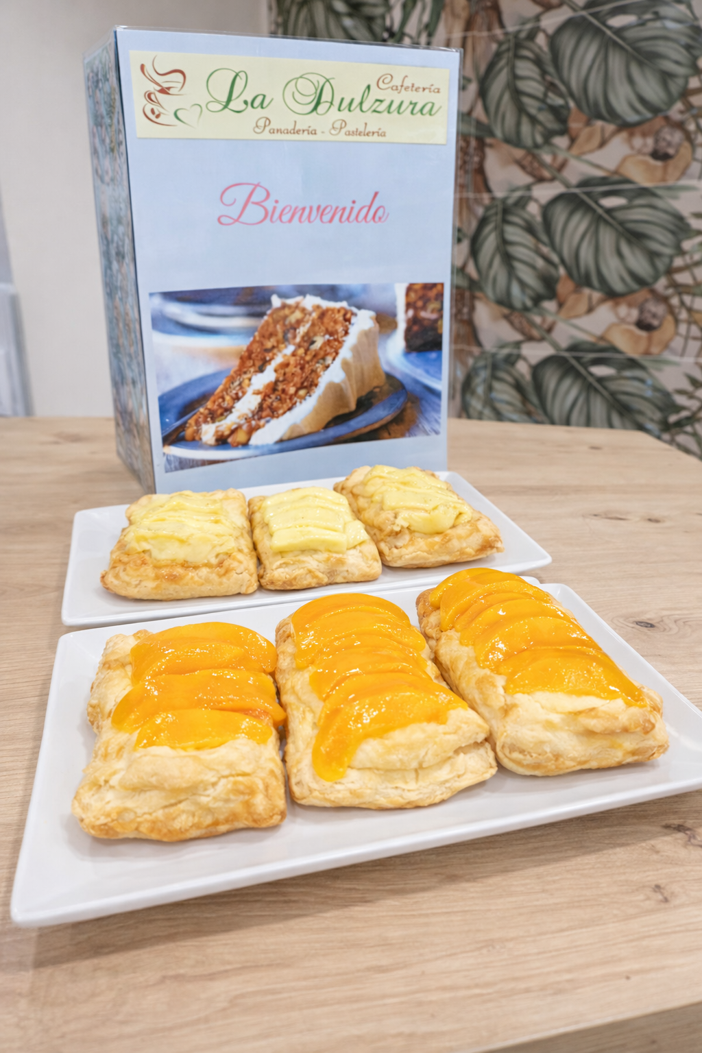 La Dulzura, Mijas Grupo Pedro Tirado (7) hojaldre con melocoton