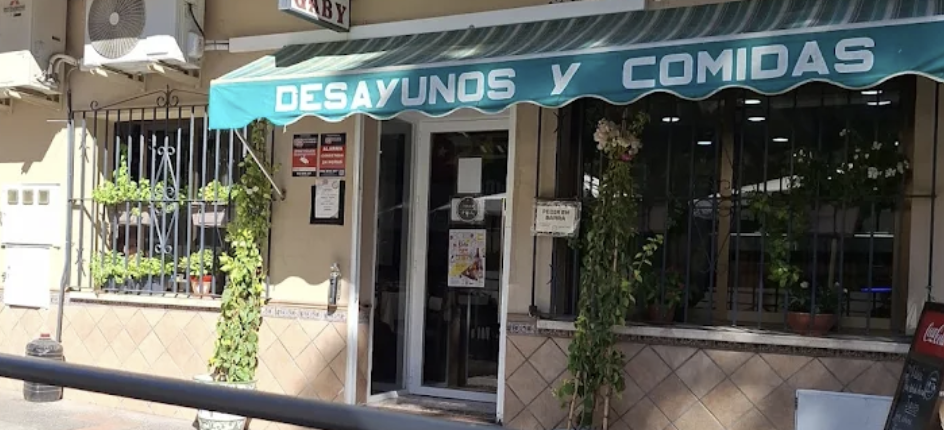 fachada bar gaby las lagunas- mijas